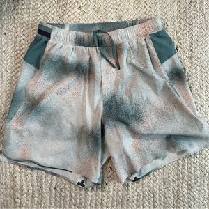 Men’s Lululemon Lined Surge Short 6”